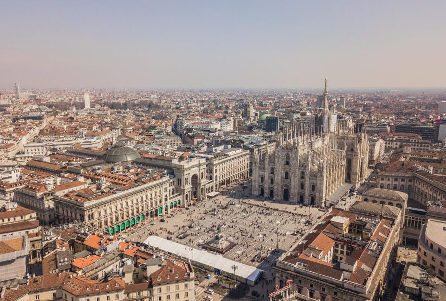 Milan Small Group: Duomo & Rooftop, Castle, Gelato Tasting - Duomo Rooftop 360: statues, symbols, and the fun surprises