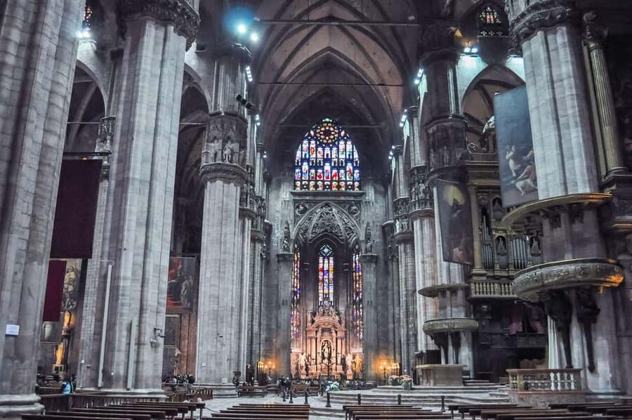 Milan Small Group: Duomo & Rooftop, Castle, Gelato Tasting - Small group size and guide quality: why the experience stays enjoyable