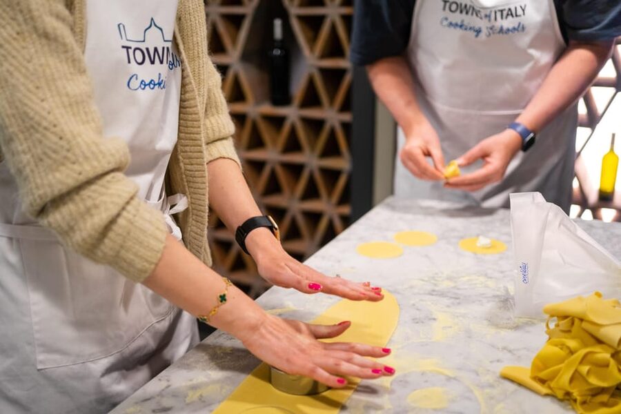 Milan: Small-group Pasta & Gelato Class with Unlimited Wine - Wine at lunch, plus the certificate and recipe booklet