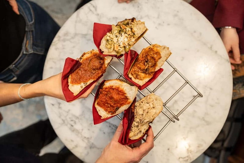 Milan: Sunset Navigli Food & Drinks Tour with a Local - Navigli at sunset: the aperitivo walk that feels like Milan’s real daily rhythm