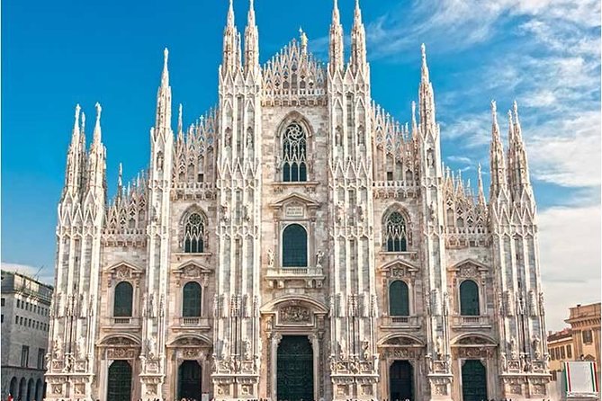 Milan Super Saver: Skip-the-Line Duomo and Rooftop Guided Tour - What you’ll actually see from the rooftop