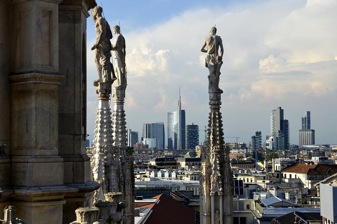 Milan Super Saver: Skip-the-line Duomo and Rooftop Tour - Audio, timing, and group size: where comfort can make or break the experience