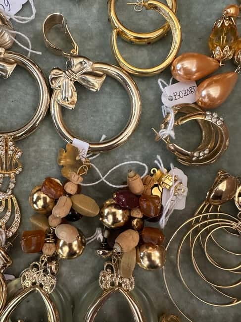 Milan: The Ultimate Vintage Shopping Guide - Antique Shops for Furniture, Decor, and Collectibles