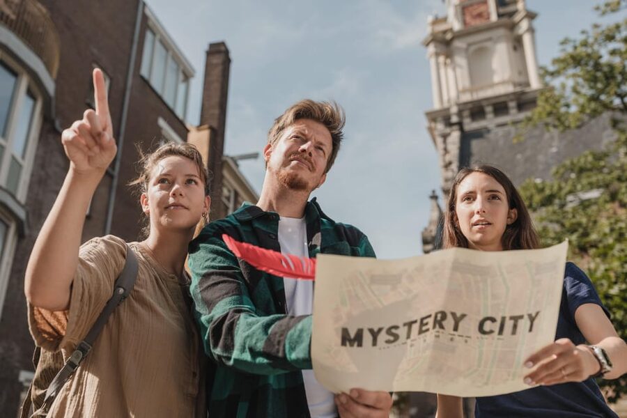 Milan: Treasure Hunt & Walking Tour - Starting at The Impossible Society, Porta Ticinese