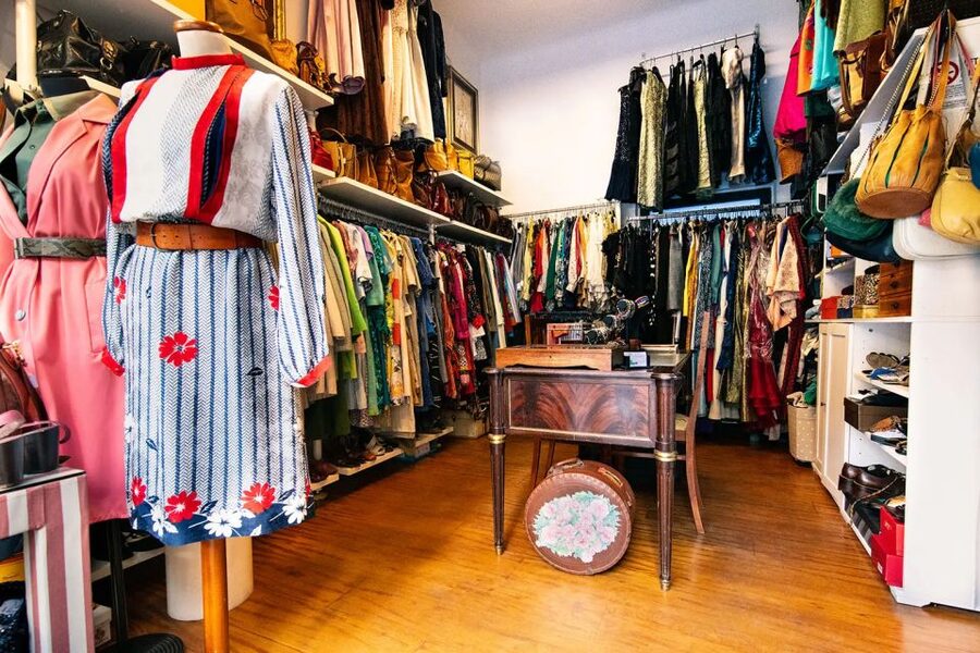 Milan: Vintage Shopping Tour - How Milan Vintage Shopping Works Here, From €10 Finds to Prada-Level Style