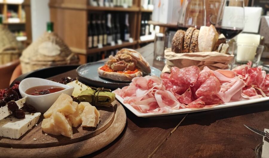 Milan Wine Tasting Aperitivo - The Aperitivo Flow: Four Wines, Four Bites, One Thread of Learning