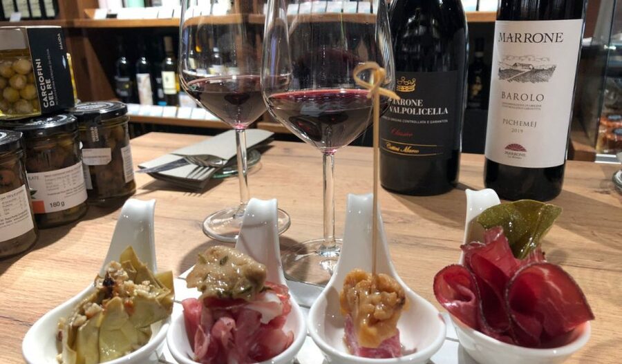 Milan Wine Tasting Aperitivo - Meet the Hosts: Beppe, Leonardo, and the Art of Explaining Flavor