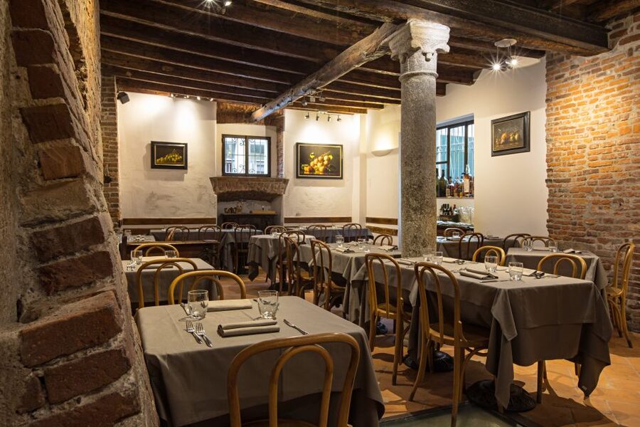 Milan: Wine Tasting Experience in the City Centre - Matching wine with food: the skill that pays off after the tasting