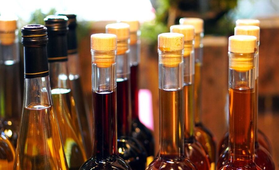 Milan: Wine Tasting with an Italian Sommelier - Meeting your sommelier at Eno Bevo Vini Ribelli (Via L. Cagnola 7)