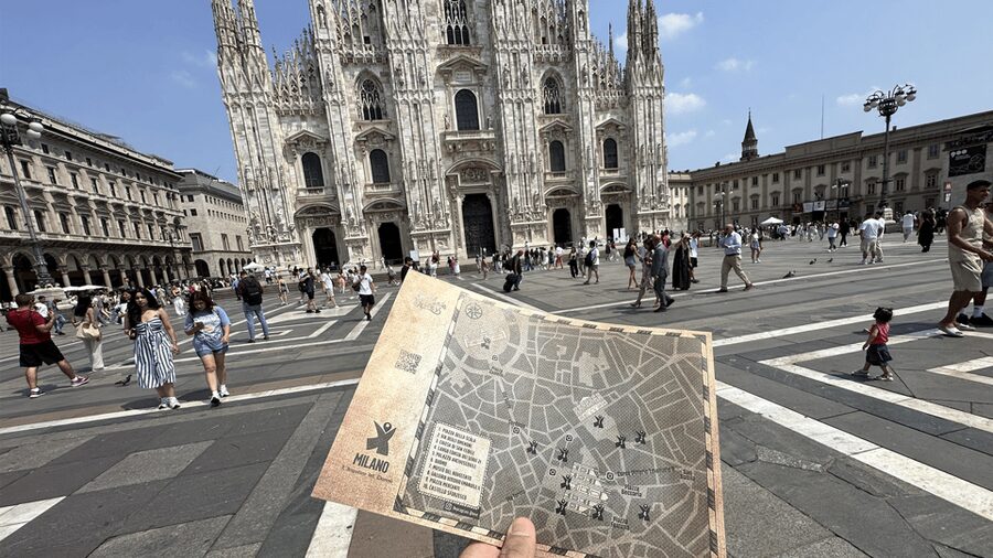 Milano City Escape: "The tenant of the Duomo" - How the Phone App and Map Guide Your Walk (Without a Live Guide)