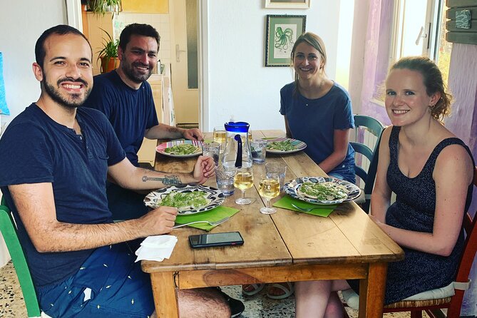 Pasta, Pesto and Tiramisu class Riomaggiore, Cinque Terre - Getting there in Riomaggiore: Train, harbor, and the walk uphill