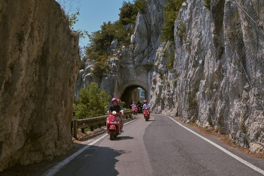 Peschiera del Garda: Lake Garda self-guided Vespa tour - Timing Your 8 Hours So You Actually Get the Highlights