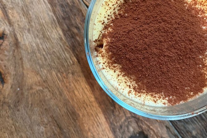 Pizza Cooking Class with Tiramisù and Wine Tasting in Milan - Chefs, Atmosphere, and the Small-Class Social Factor