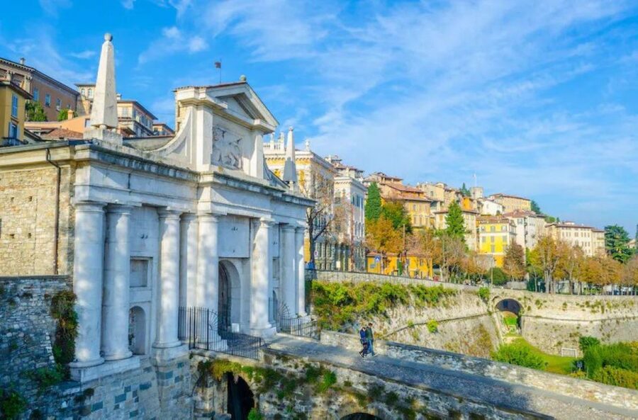 Private Bergamo Top Sights Upper Town Guided Tour - Piazza Vecchia: Bergamo’s civic center in full view