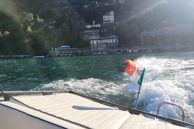 Private Boat Tour Como Wooden Classic Boat - What You’ll See: Villas, Historic Areas, and Famous Lake Corners