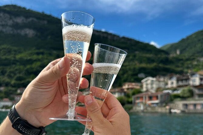 Private boat tour from Bellagio, iconic villas and hidden gems - The villa lineup: famous names plus the film-location factor