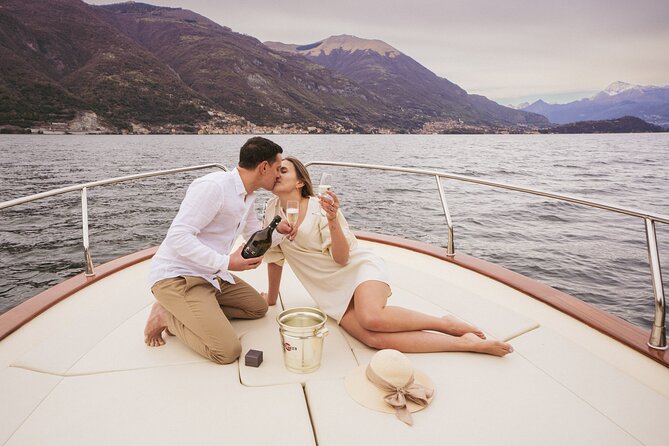 Private Boat Tour on Italian Gozzo on Lake Como - Villa Cipressi and Botanical Garden Views You Usually Miss