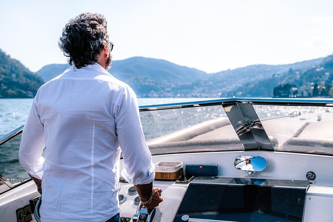 Private Boat Tour with Open Bar Lake Como 7 Pax - Getting on the boat in Como: where you start and how long you’ll be out