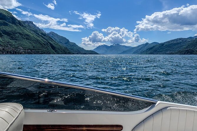 Private guided speedboat cruise on Lake Como from 1H to 4H - Price and value for a up-to-7 private group