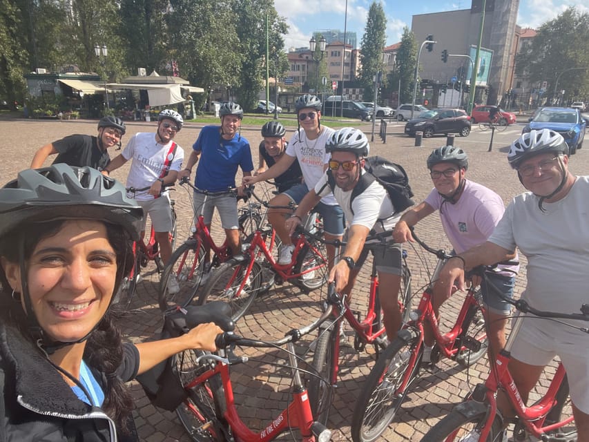 Private Highlights of Milan Bike Tour - Ride through Sempione Park to Sforza Castle: a green break with wow-factor timing