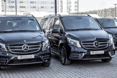Private Luxury day Transfer from Linate Airport to Milan