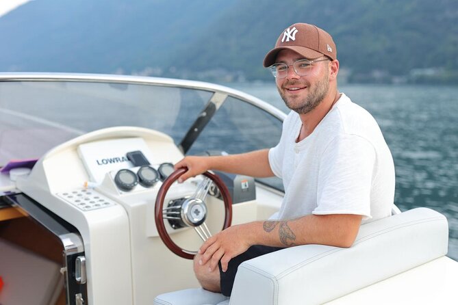 Private Open Bar Tour with Luxury Boat on Lake Como 2H 4H - Villa Balbiano, Villa Balbianello, and the Movie-Set Sight Lines