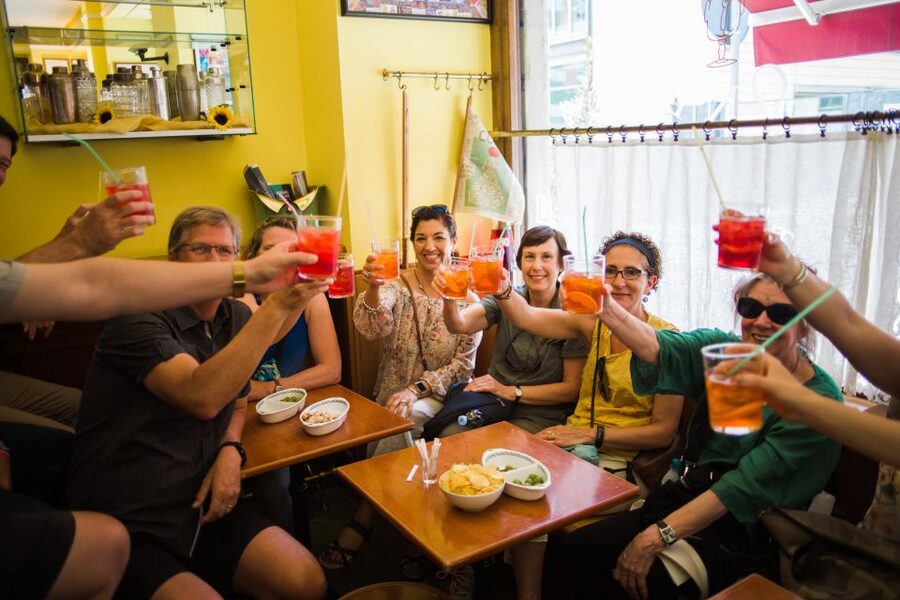 Private Original Milan Food Tour on Foot - The final ice cream lesson: how to spot fresh gelato