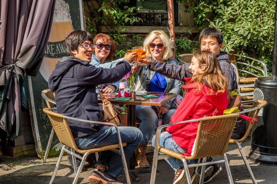 Private Original Milan Food Tour on Foot - Group size and guide style: what you should ask yourself