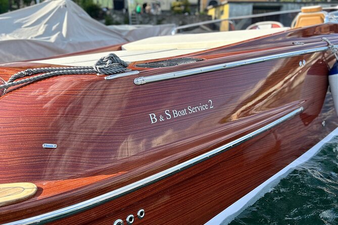 Private wooden boat tour on Lake Como - Cernobbio and Villa Troubetzkoy: the lake’s finer details