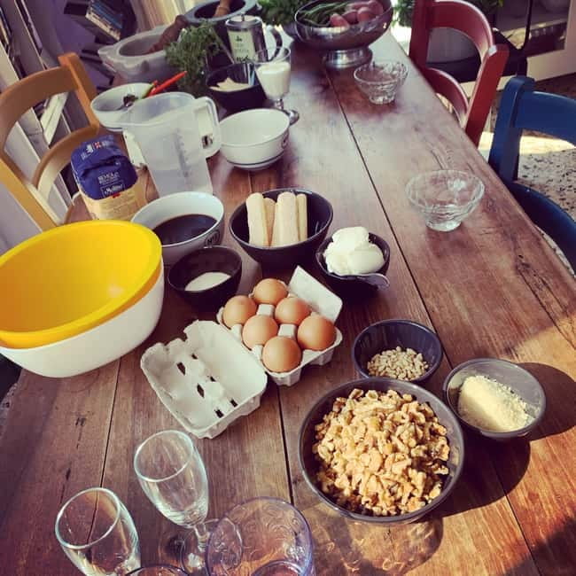 Riomaggiore: Pasta and Tiramisù Cooking Class - Prosecco Welcome, Sea Views, and How the Terrace Changes Your Meal
