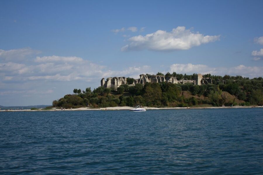 Sirmione: 25 Minute Boat Cruise around the Peninsula - Key highlights at a glance