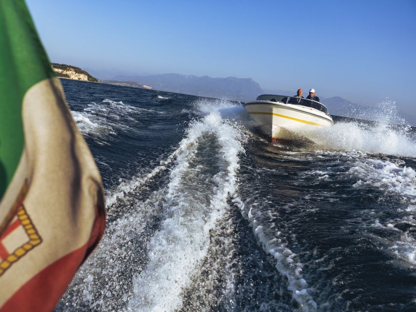 Sirmione: 25 Minute Boat Cruise around the Peninsula - Grotte di Catullo from the waterline: Roman ruins without the crowds