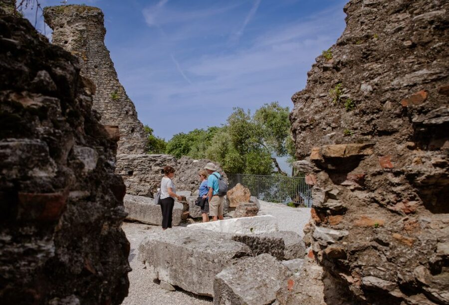 Sirmione: Grotte di Catullo Archeological Tour - Logistics You Should Know Before You Go