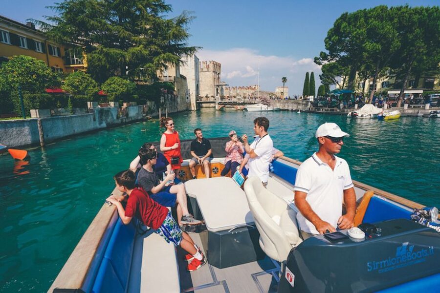 Sirmione: Lake Garda Boat, Grotte di Catullo & Walking Tour - What the guide makes easier, from history to pacing