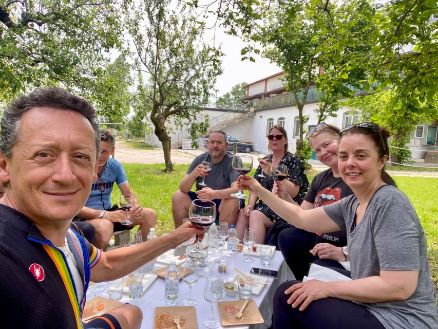 Sirmione: Vineyard Tour with Lugana Wines and Local Tastings - Getting there from Sirmione: plan your transport early
