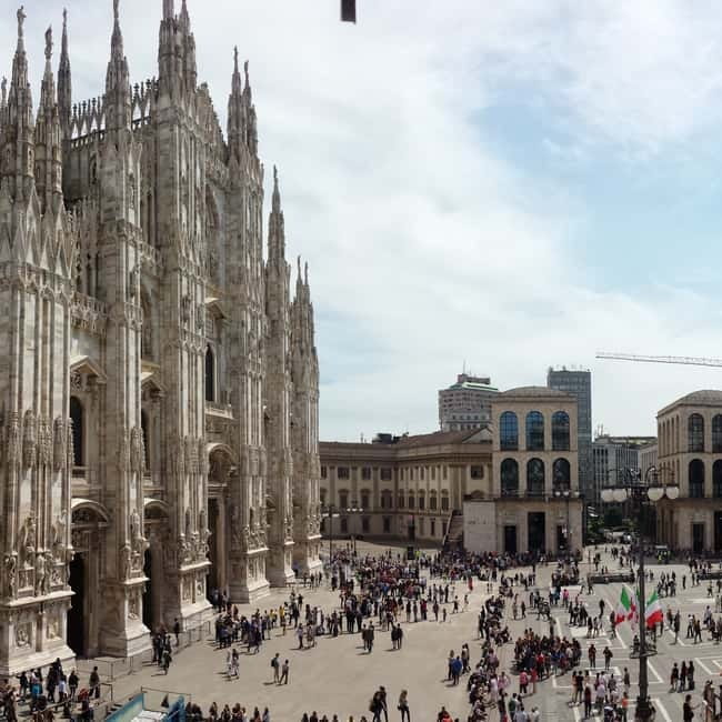 Skip-the-Line Duomo & La Scala Museum Tour + Hop On Hop Off - The Galleria Vittorio Emanuele II stop, and why it works here