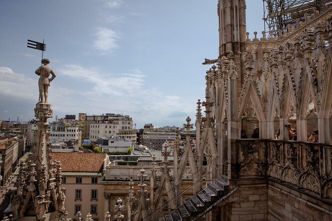 Small Group Milan Cathedral and Terraces Tour with Skip-the-line - Practical tips before you go: dress code, bags, and shoes