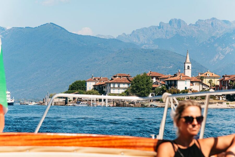 Stresa: 3 Borromean Islands Hop-On Hop-Off Boat Tour - Isola dei Pescatori: Year-Round Life, Lunch Alleys, and Lake Views