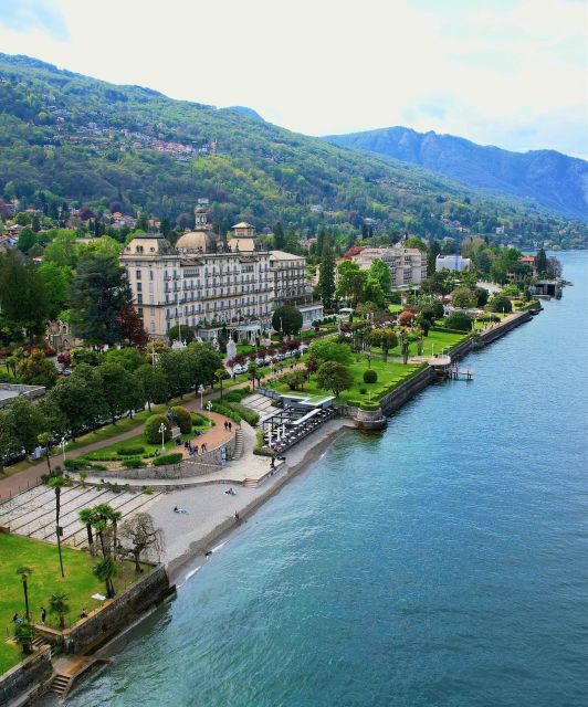 Stresa: Boat Cruise around the Borromean Islands - The Stresa Coastline Villas: Your Best Photos Are Often on the “In-Between” Passes