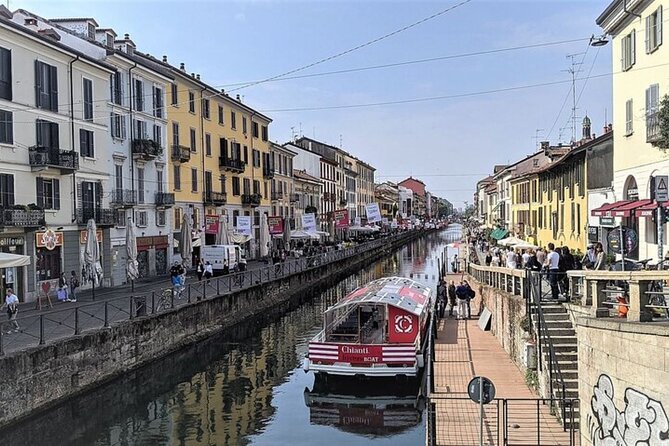 Sunset Navigli Boat Tour in Milan with Optional Aperitivo - The Alzaie Towpaths: From Horse-Drawn Barges to Today’s Walkers