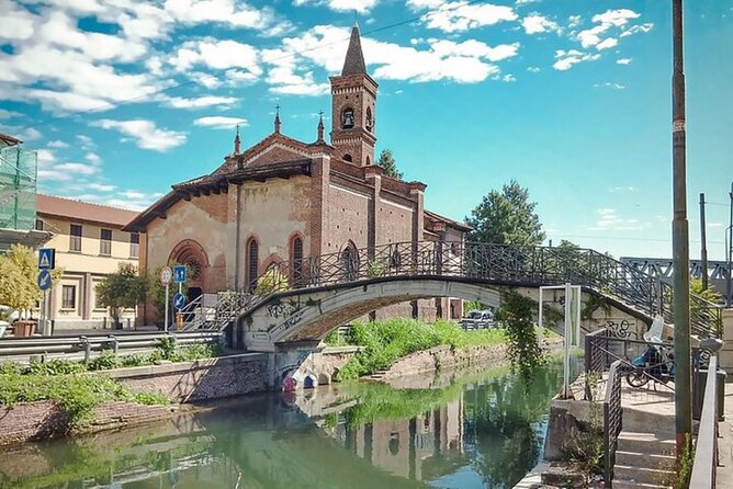Sunset Navigli Boat Tour in Milan with Optional Aperitivo - Sound, Crowds, and Why Some Rides Feel Romantic While Others Don’t