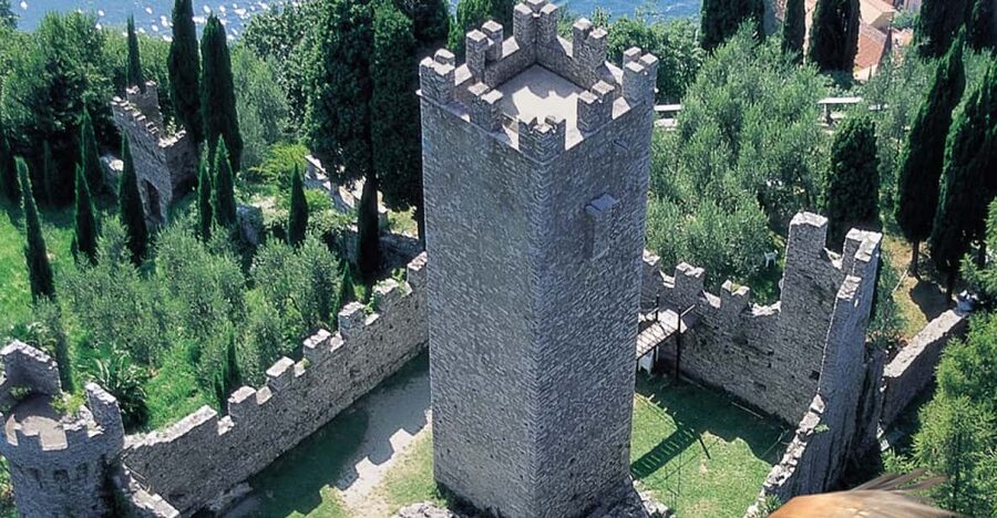 Varenna: Castello di Vezio Entry Ticket - The First Big Impression: Theodelinda and the Castle’s Strategic Position