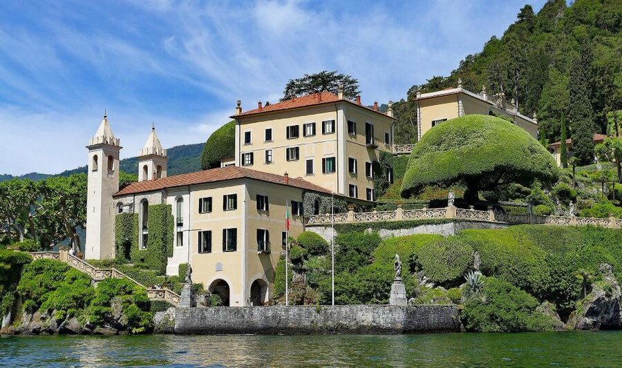 Varenna: Lake Como Premium Shared Cruise - Villa Carlotta and Villa Monastero, your final big villa fix