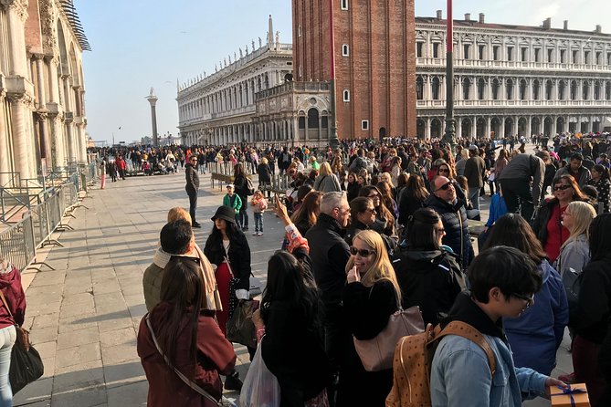 Venice Full-Day Tour from Lake Garda - The walking tour route: St Mark’s Square, Rialto, and the in-between moments